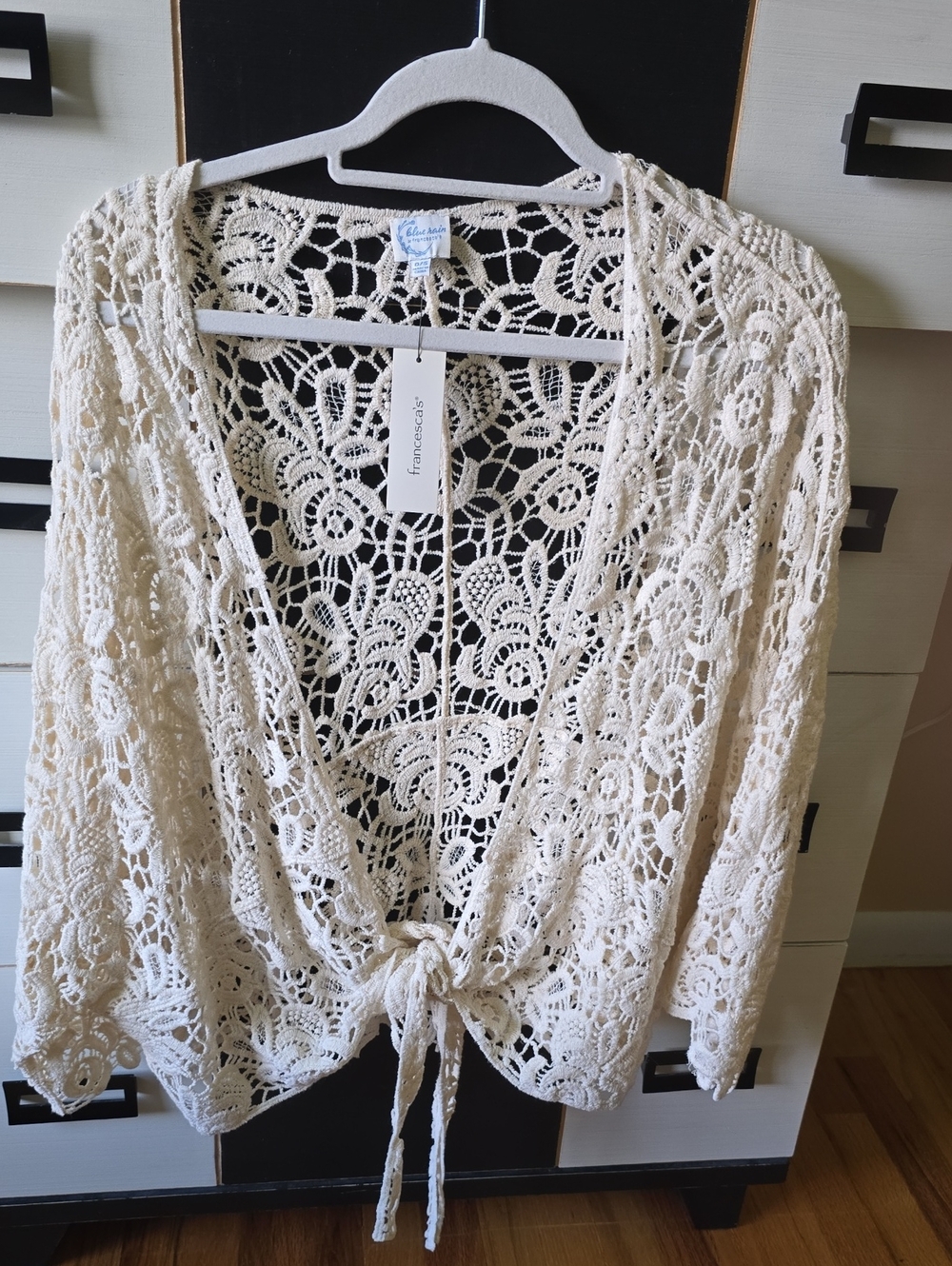 Francesca's Collections Cream Crochet Tie-Front Tunic